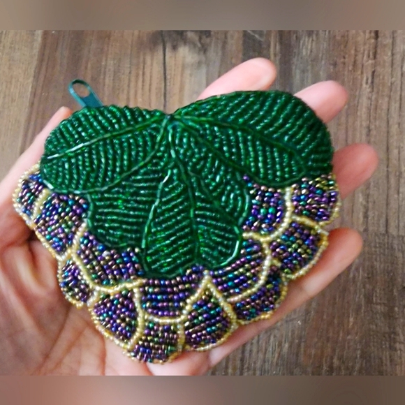 Beaded Coin Pouch - Picture 2 of 4